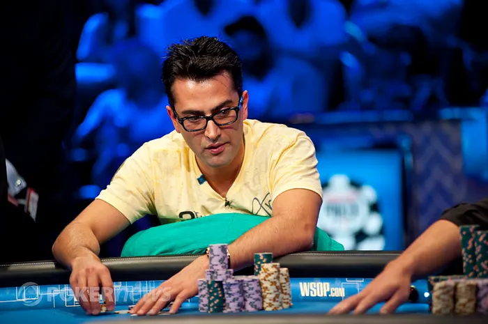 Antonio Esfandiari
