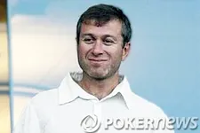 Jeudi 18 mars, La Repubblica s'est excusé pour avoir dit que Roman Abramovich avait perdu un yacht lors d'une partie de poker.