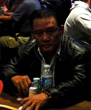 Men "The Master" Nguyen is quickly accumulating chips today.