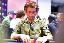 Nuno "Fellini33" Teixeira Conquista Ouro nas TRIO Series