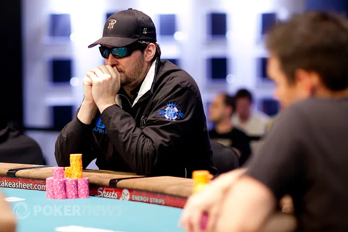 WSOP Week in Photos: Phil Ivey Gets Close (Twice), Phil Hellmuth Gets Twelve 119