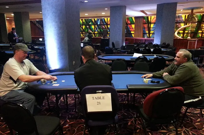 10 Tips for Sit & Go Success: How To Play Heads-Up