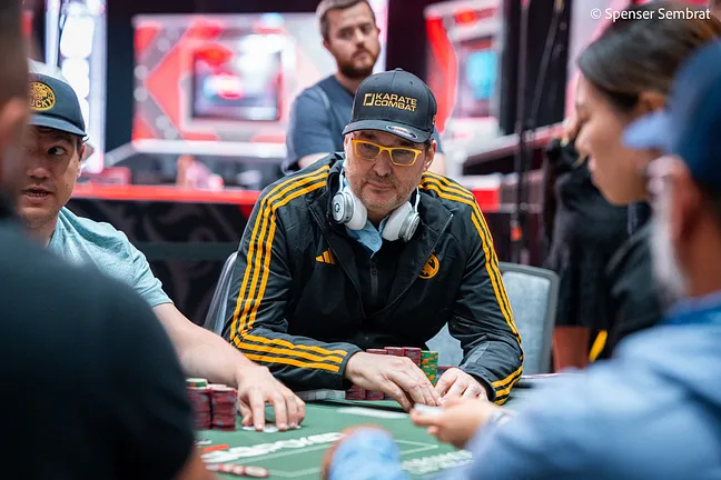 Phil Hellmuth returns for Day 3 of Event #43