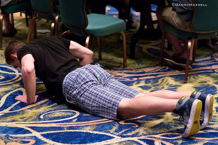 Super High Roller PCA 2015 : paris et poker, le Jour 1a chargé de Mike McDonald