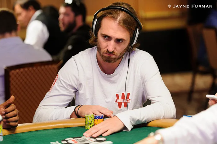 WSOP : Le fantôme de Ludovic Lacay 0001