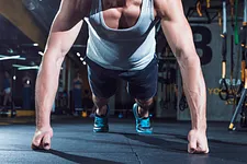 Five easy bodyweight exercises for poker players