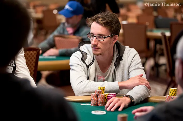 Main Event : Grosse Affluence sur le Jour 1A, au moins 8 Français passent l'obstacle 0001