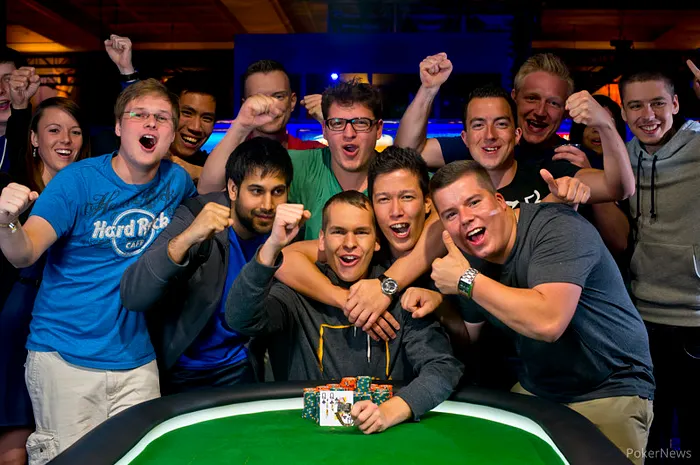 2013 World Series of Poker Day 16: Calen McNeil and Martin Finger Claim Gold 0001