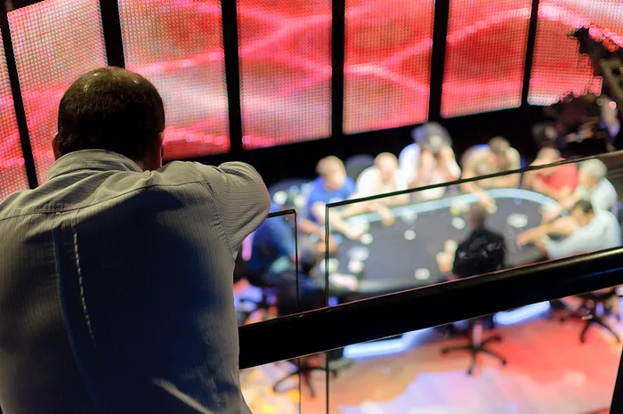 A Photographical Look Back at the Richest Tournament Ever Dealt 113