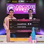 Inaugural OPC Champion Xiaobo Zhou (left) and Poker Kong Club President Winfred Yu (right)