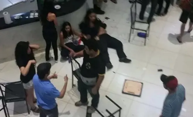 Bandidos Invadem Clube de Poker no Interior de Minas e Fazem 50 Reféns 0001
