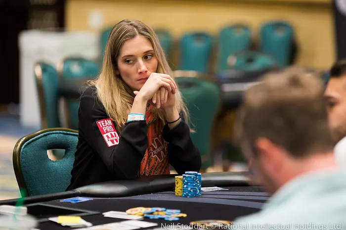 PokerStars Championship Bahamas : Gaëlle Baumann franchit le Jour 3, Maimone et Mercier foncent au Jour 4 0001