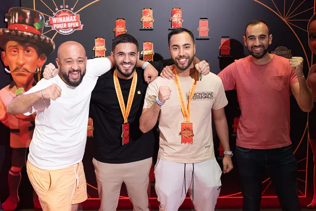 Imad (à g.) avec ses colocataires