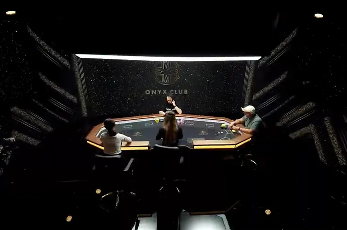 Onyx Poker Game