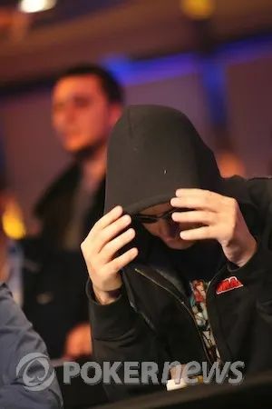 The Nightly Turbo: Phil Laak's Record Broken, a Sad Day for French Online Poker Players, and More 0001