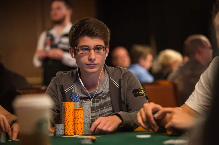 Main Event : 15 Français passent le Day 2C, Joe Hachem, Phil Hellmuth et Ryan Riess en bonne position 0001