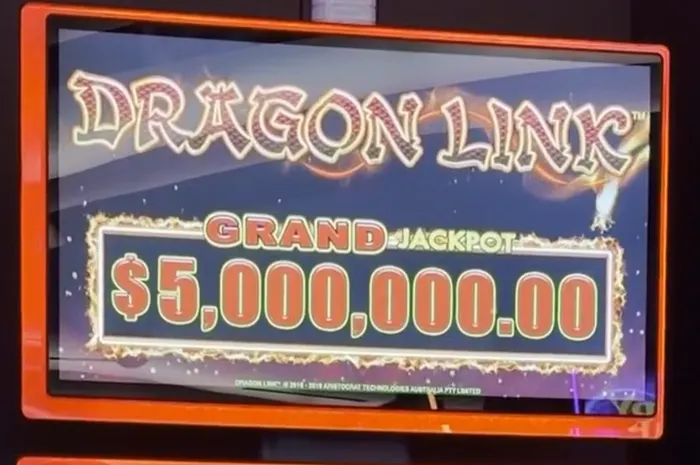 Watch Las Vegas Gambler Win $5 Million on $50 Slot Machine Spin
