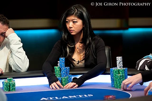 Xuan Liu in the 2012 PCA Main Event
