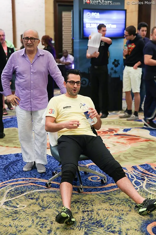 Antonio Esfandiari poussé par son papa