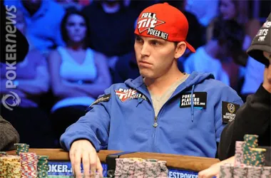 Table finale Main Event WSOP 2010 (vidéo poker) : John Dolan, 6ème (1.772.959$)