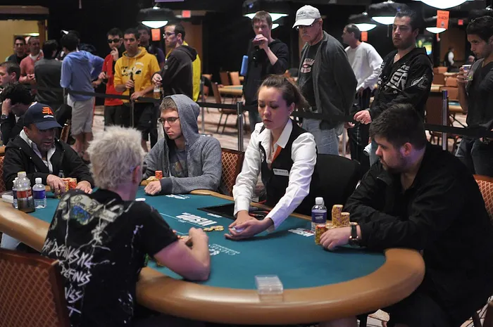 All Mucked Up: 2012 World Series of Poker Day 16 Live Blog 120