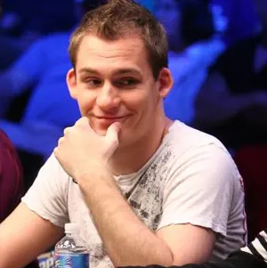 Perfil PokerNews - Justin Bonomo 0001