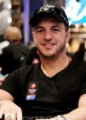 The Nightly Turbo: Berlin Robbers Arrested, World Poker Tour Hollywood Poker Open, and T. Hach Takes One 0001