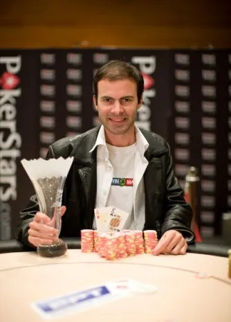 Arnaud Mattern, champion EPT  Pokerstars Prague 2008 0001
