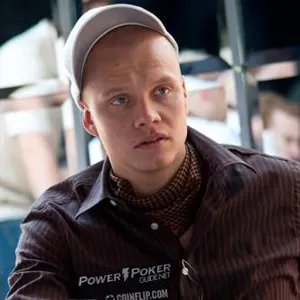 Nightly Turbo: Cruzeiro Poker, Barry Repreende, e mais 0001