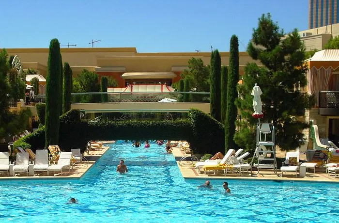 Best Pools in Las Vegas 0001