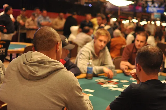 All Mucked Up: 2012 World Series of Poker Day 29 Live Blog 129