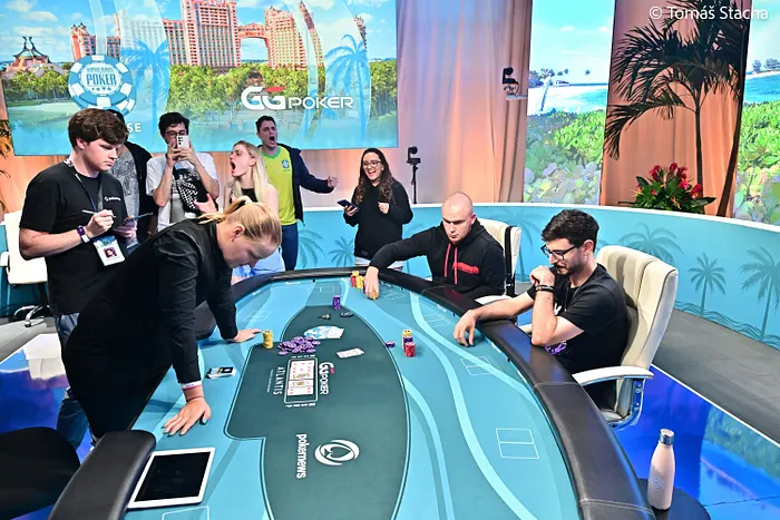 heads up Nazar Buhaiov Allan Mello