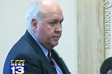 Un escroc condamné... à jouer au poker