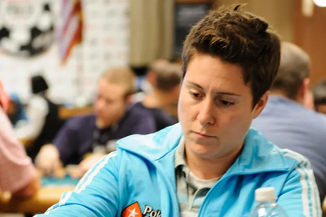 Vanessa Selbst in contention with 32 players remaining