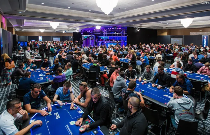 Main Event EPT Barcelone 2014 : un Jour 1b historique