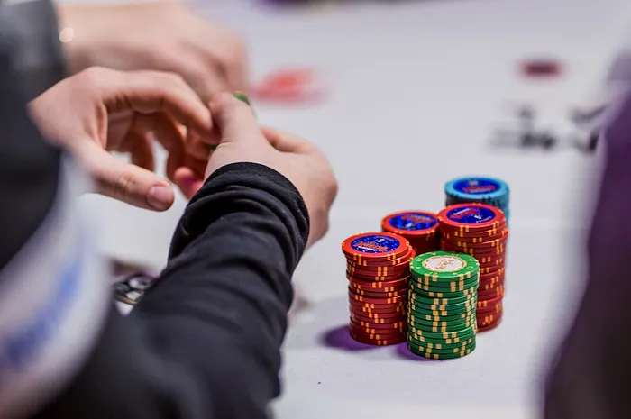 Getting Comfortable With Wider Ranges: Small Blind Play