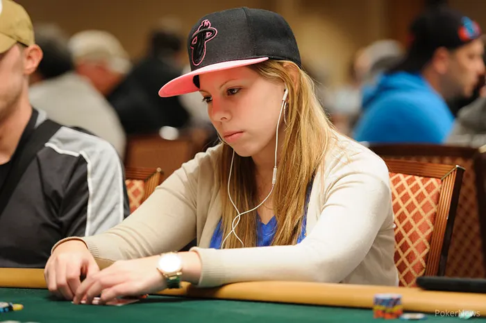 Loni Harwood Setting Records at the 2013 World Series of Poker 102