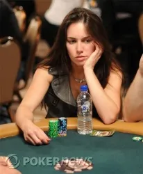 Liv Boeree in action