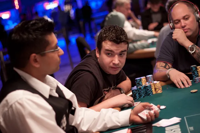 Chris Moorman is in the chip-lead with 1,047,000