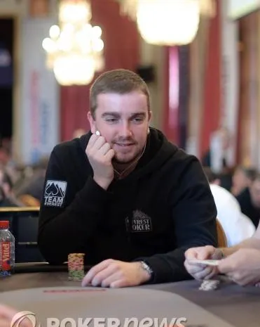 European Poker Tour Deauville Day 1a: 339 Poker Hopefuls Storm the Beach 0001
