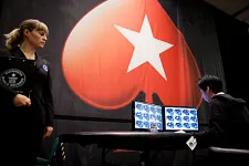 Record du monde poker : Randy nanonoko Lew joue 23.493 mains en 8 heures