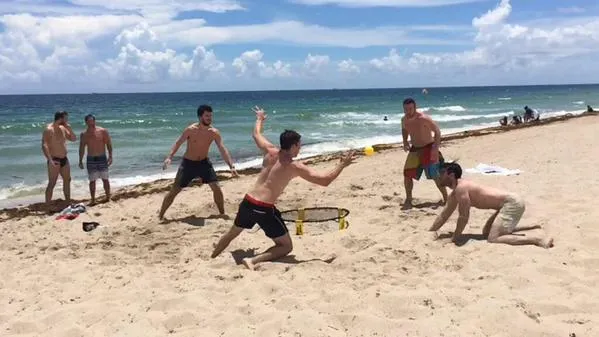 Dan Colman préfère la plage à la TF du Seminole Hard Rock Poker Open, Zazay s'impose 0001