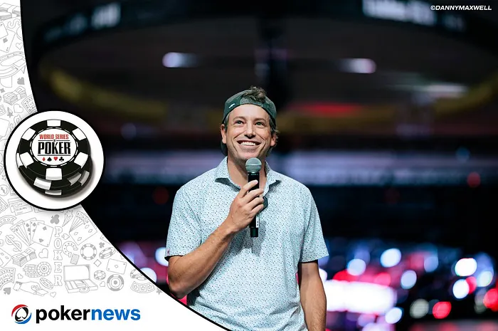 Daniel Weinman shuffle up and deal