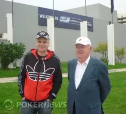 Chivu y Don Cayetano a la entrada del EPT Vilamoura