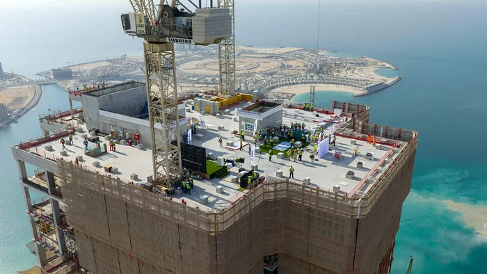 Wynn Al Marjan Topping Out