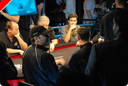 WSOPE Main Event - £10,000 NLHE: Janne Lamsa na Liderança, Phil Hellmuth Perto, Nuno Geraldes Presente 0001