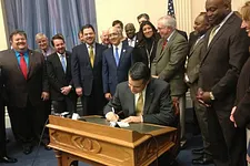 Etat-Unis : Le Gouverneur du  Nevada légalise le poker en ligne