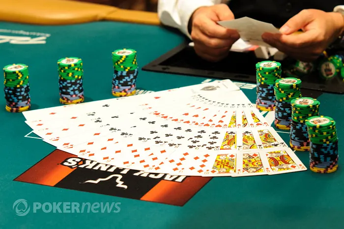 WSOP Week in Photos: Phil Ivey Gets Close (Twice), Phil Hellmuth Gets Twelve 101