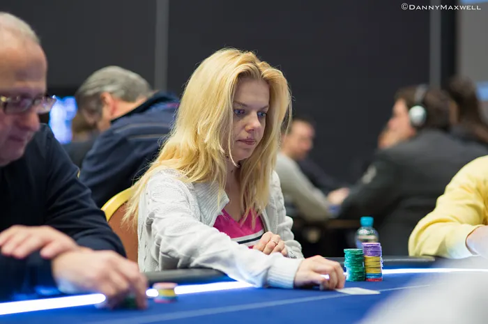 Irina Batorevich mène la danse dans le WSOP Ladies, une seule Française au Jour 2 0001