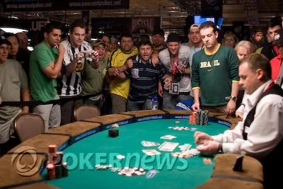 WSOP 2008 Tournoi 48 :  Le Rio danse la samba avec le brésilien Alexandre Gomes dans le... 101